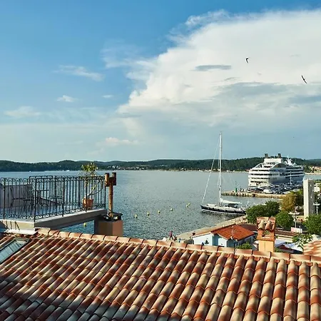 Roviv Apartments In The Old Town By Irundo Rovinj Exteriér fotografie