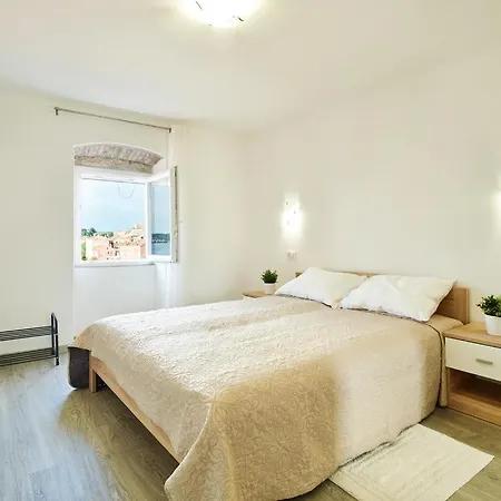 Roviv Apartments In The Old Town By Irundo Rovinj Exteriér fotografie